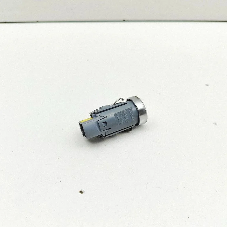 Motora iedarbināšanas poga (slēdzis) 3G2959839
