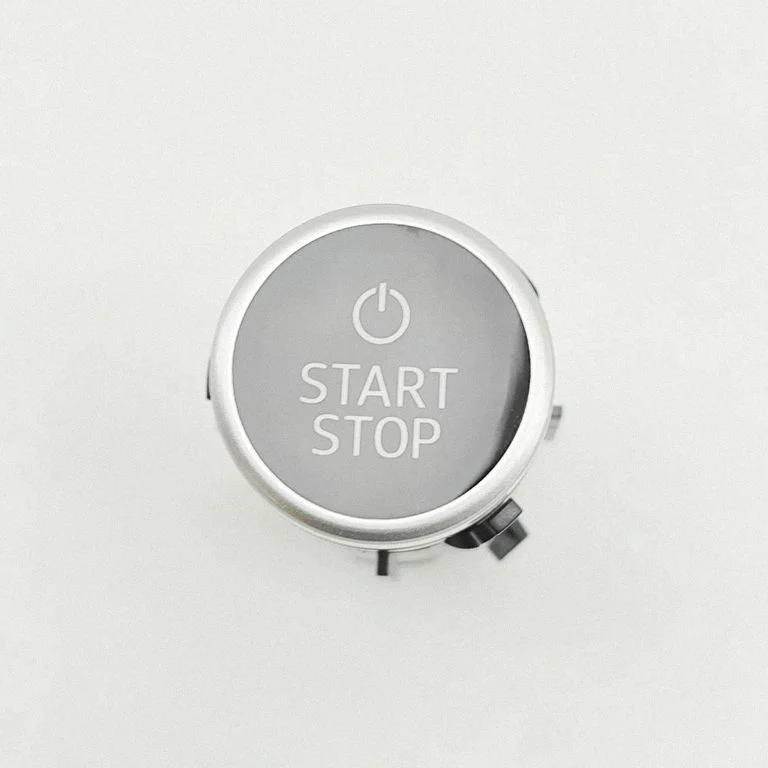 Mootori start-stopp-nupp 83A905217B