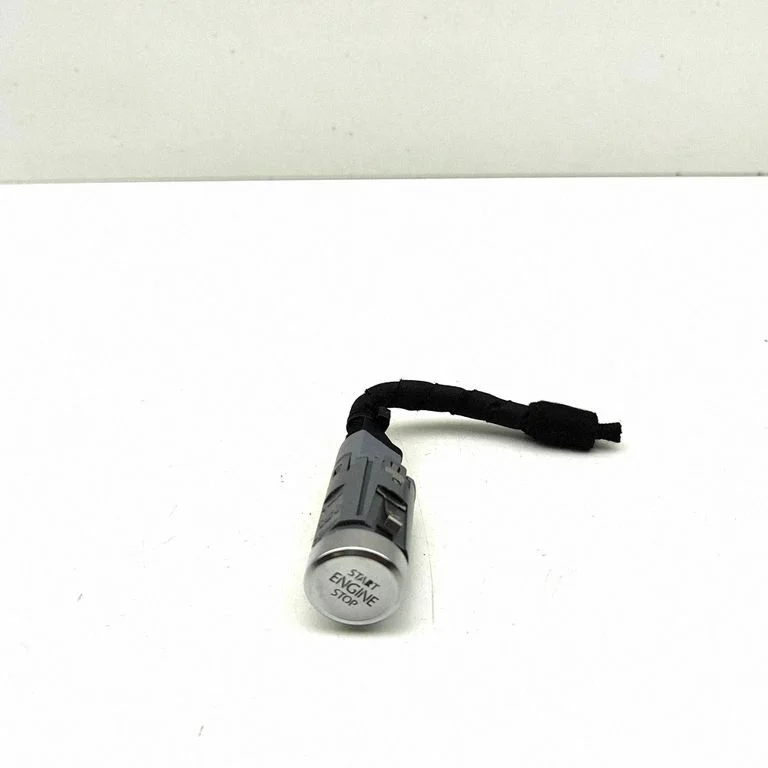 Motora iedarbināšanas poga (slēdzis) 3G2959839