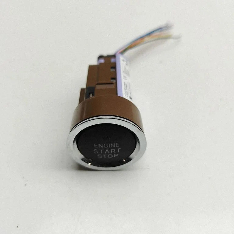 Przycisk start/stop silnika 83031FL001 – Subaru Forester SK (2018-2025)