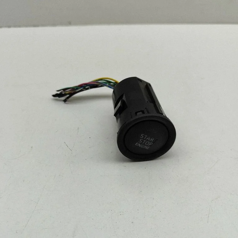 Automobilio užvedimo jungtukas