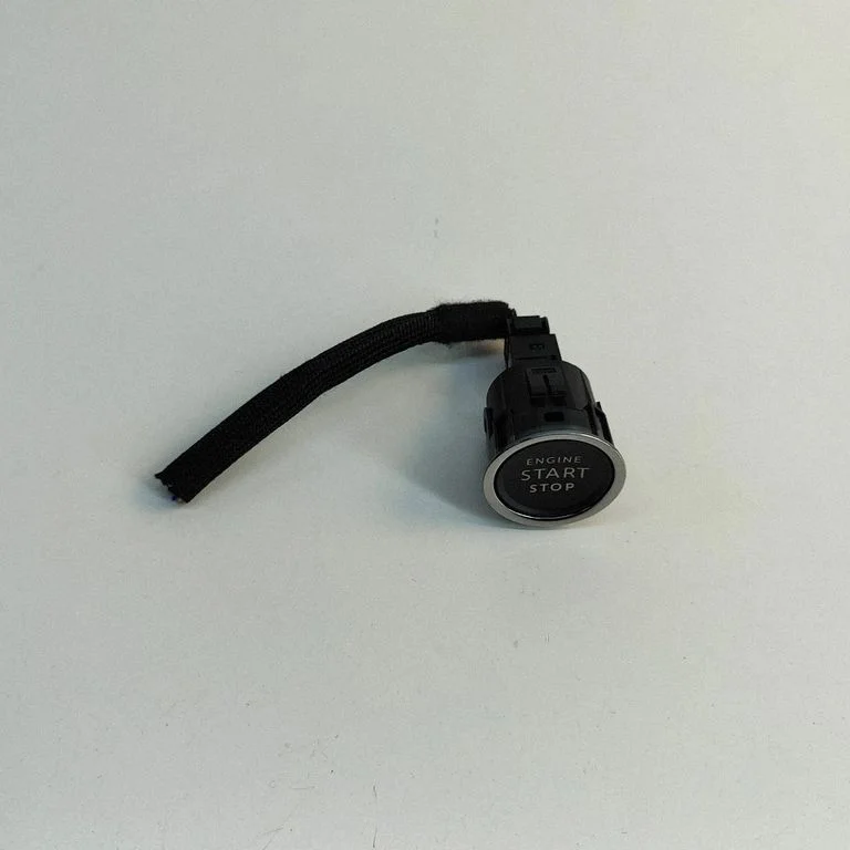 Automobilio užvedimo jungtukas