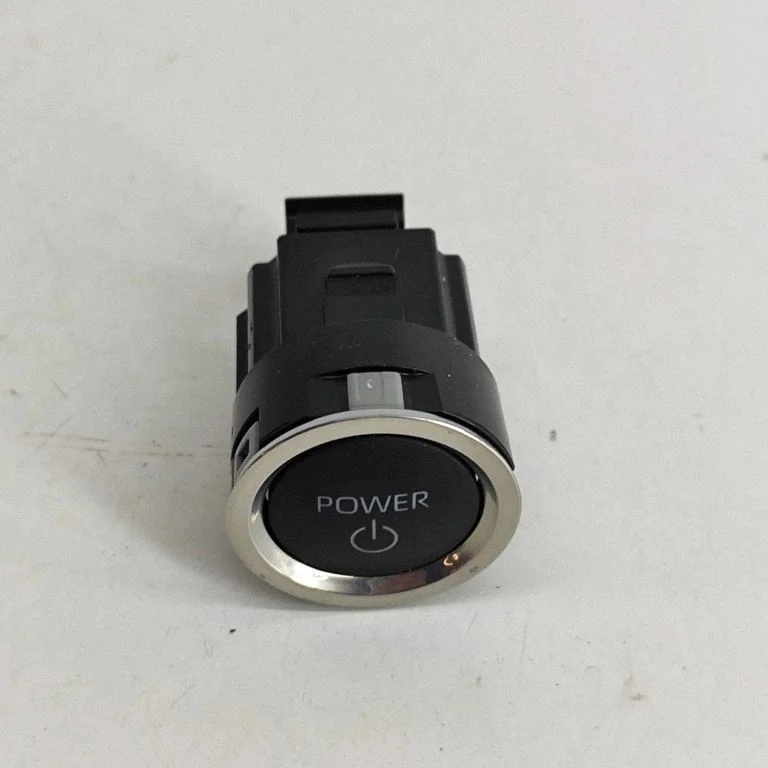 Engine start stop button switch 8961102200