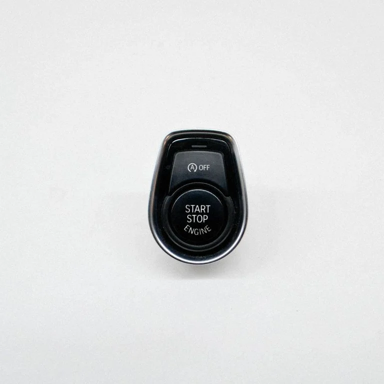 Motora iedarbināšanas poga (slēdzis) – BMW 3. sērija F30 F35 F31 (2012-2018)