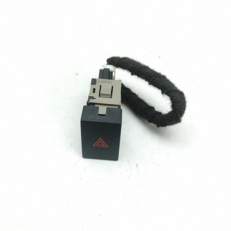 Avārijas gaismu slēdzis 252905SA1A