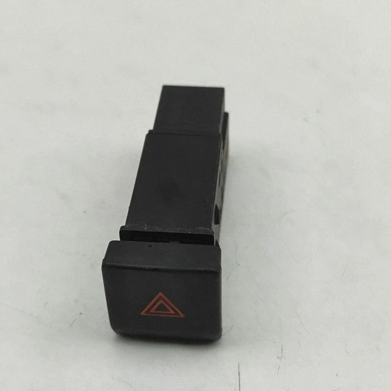Avārijas gaismu slēdzis 11A953509A