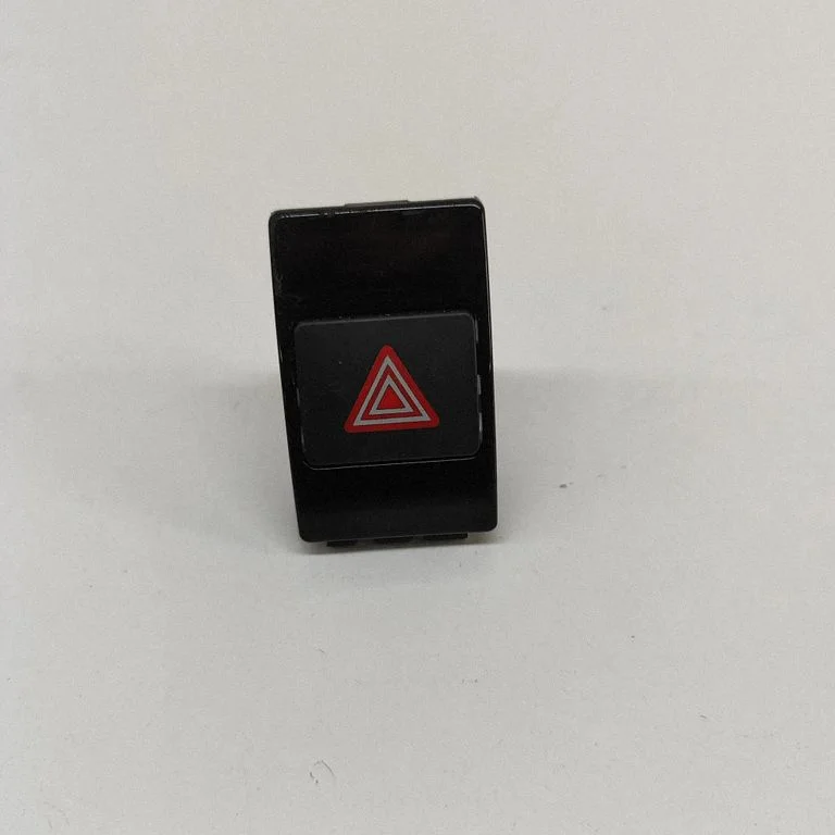 Avārijas gaismu slēdzis 4G0941509