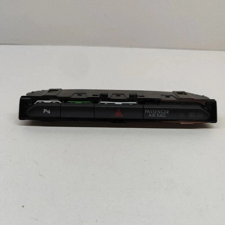 Avārijas gaismu slēdzis 3G2853769A