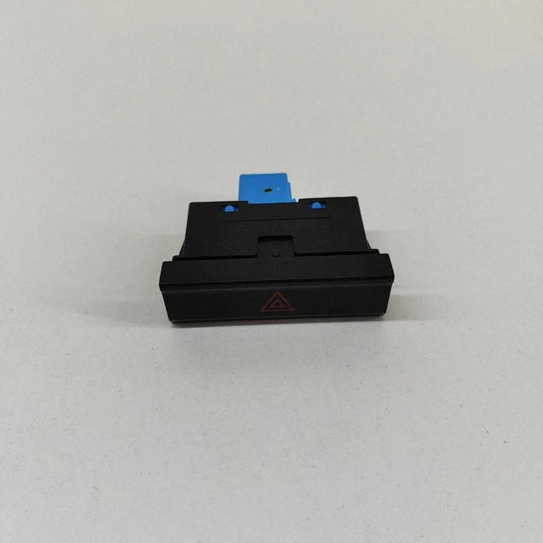 Hazard light switch – Volkswagen T-Roc (2017-2025)