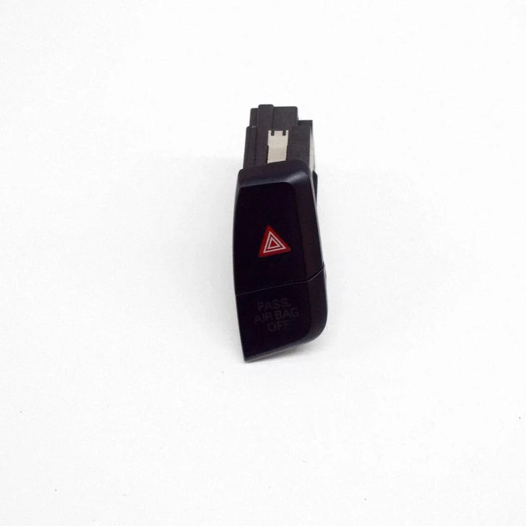 Hazard light switch 8K2941509A