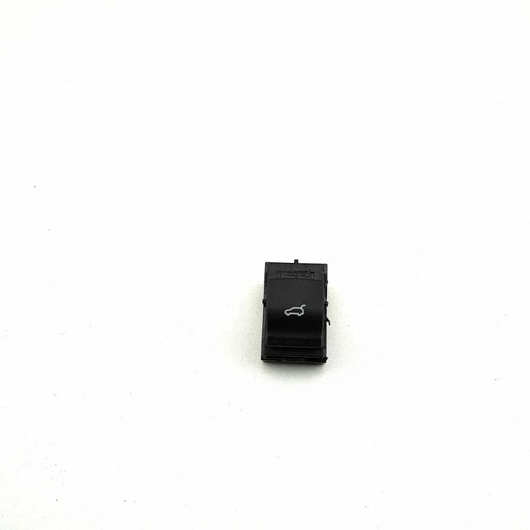 Tailgate/boot open switch button 9318704