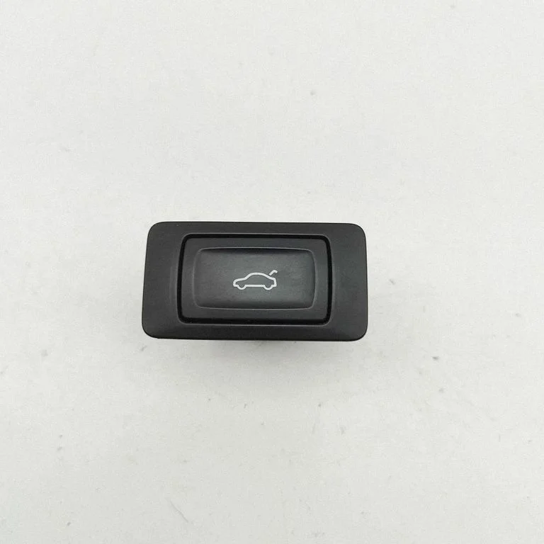 Tailgate/boot open switch button – Audi A6 S6 C7 4G (2011-2018)