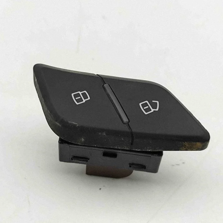 Kesklukustuse lüliti 4M1962108 – Audi RS Q8 (2019-)