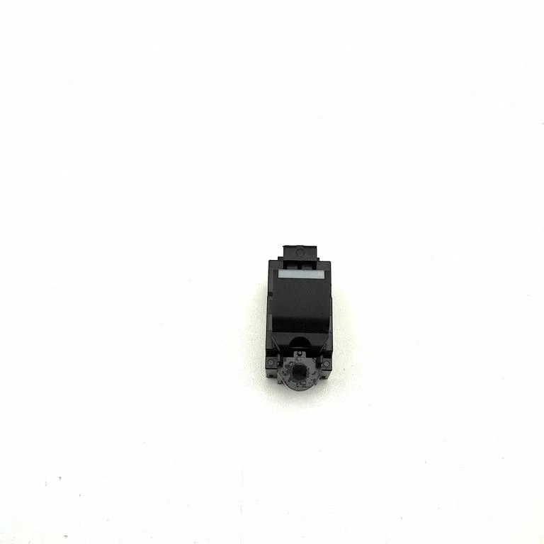 Elektrisko logu slēdzis FK7214717AB
