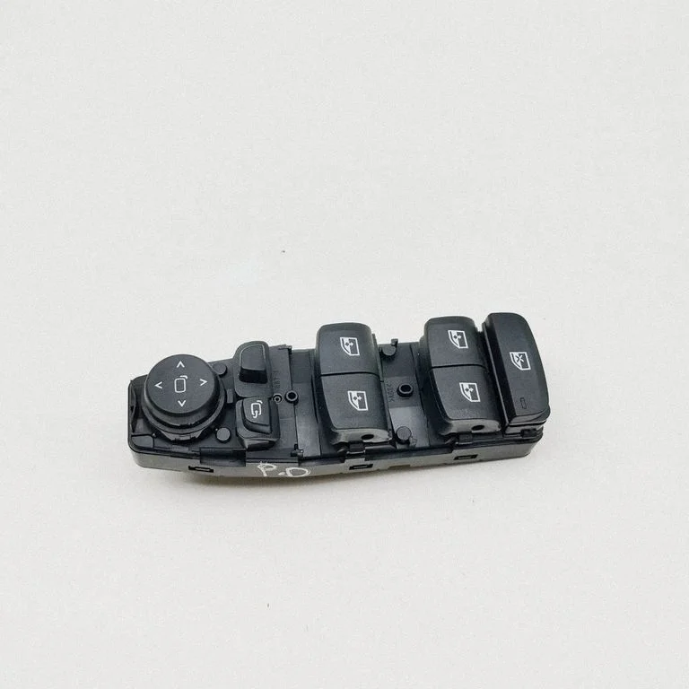 Electric window control switch 7948785