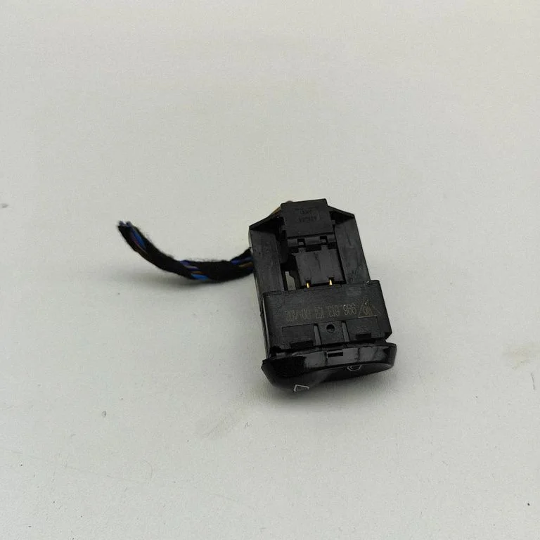Elektrinių langų jungtukas