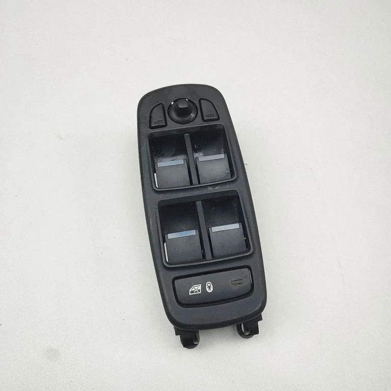 Przełącznik szyb elektrycznych GX7314540A0