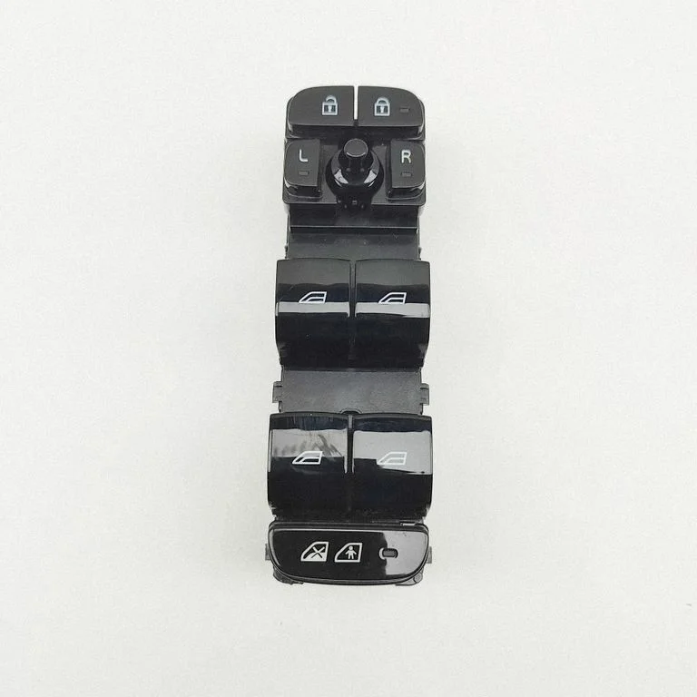 Elektrisko logu slēdzis 32319766