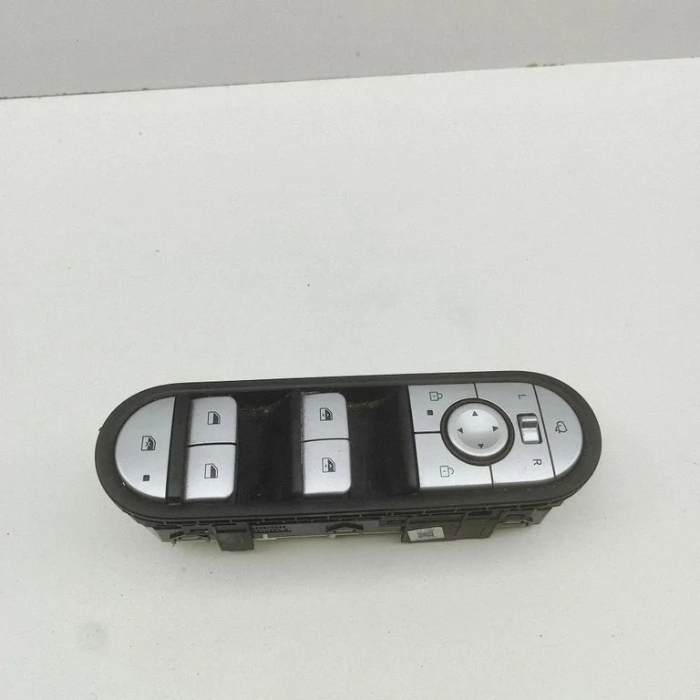 Elektrinių langų jungtukas