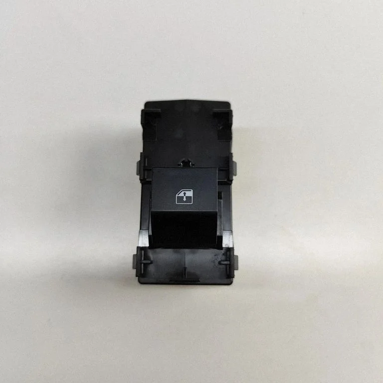 Elektrisko logu slēdzis 93581AT200