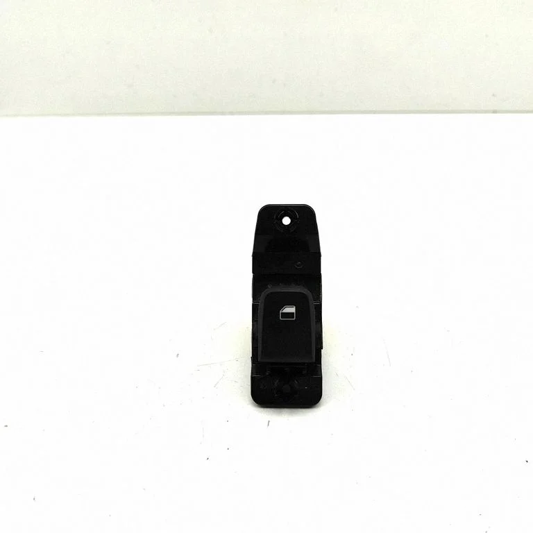 Electric window control switch – Hyundai Kona I (2017-2023)