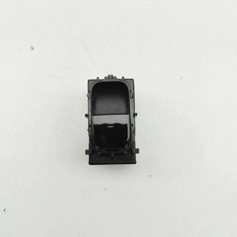 Elektrisko logu slēdzis 108103801E