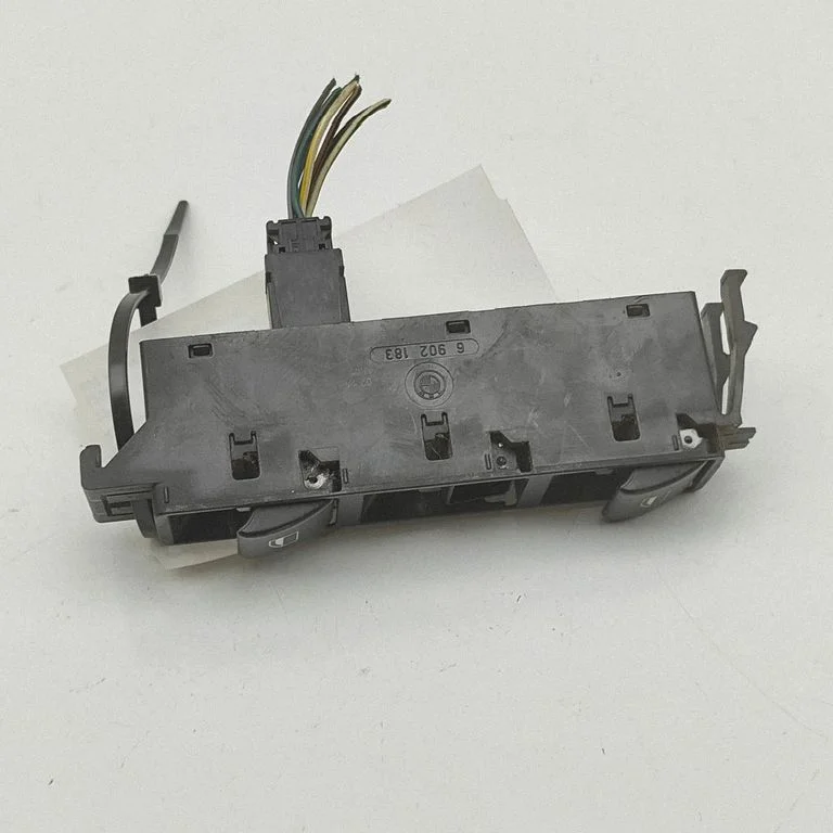 Elektrisko logu slēdzis 6902183