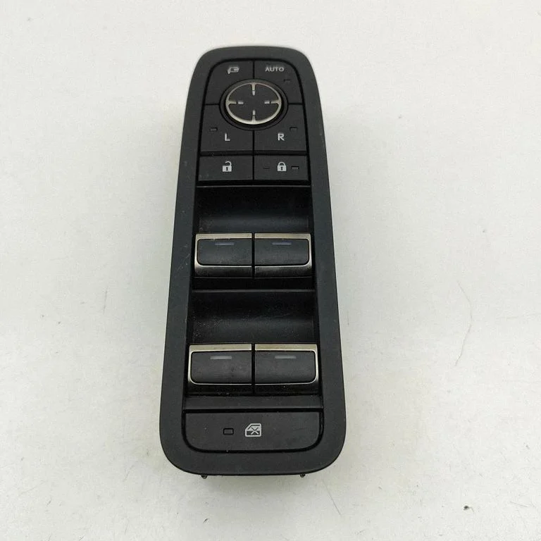 Electric window control switch 8404048240