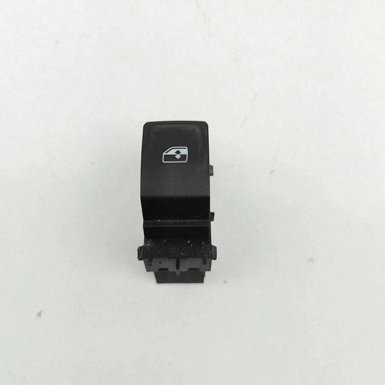 Elektrisko logu slēdzis 5G0959855K