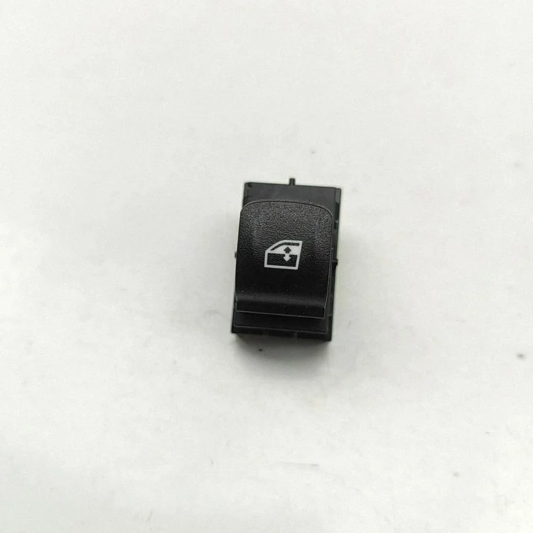 Electric window control switch 7950756