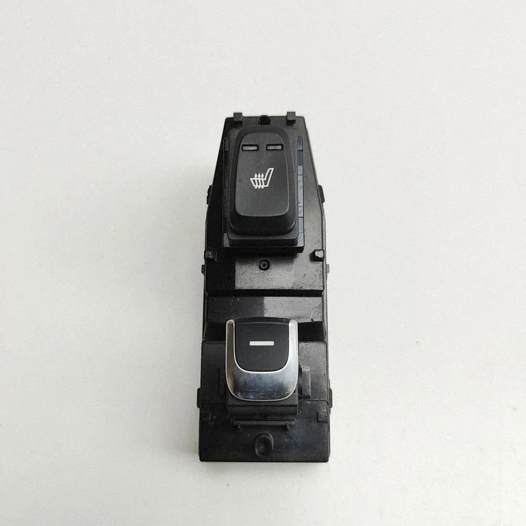 Elektrisko logu slēdzis 93590F1020