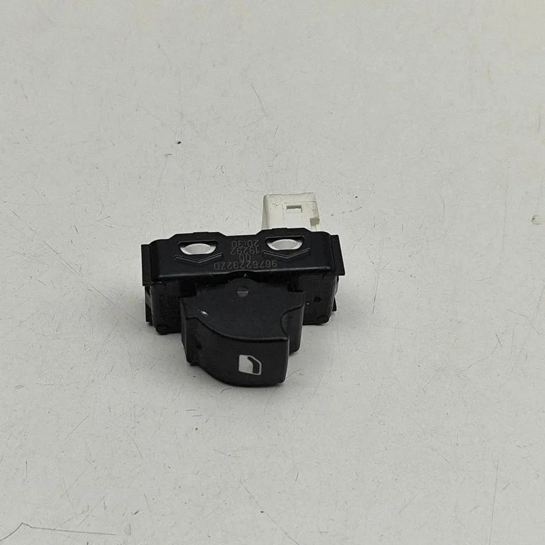 Elektrinių langų jungtukas