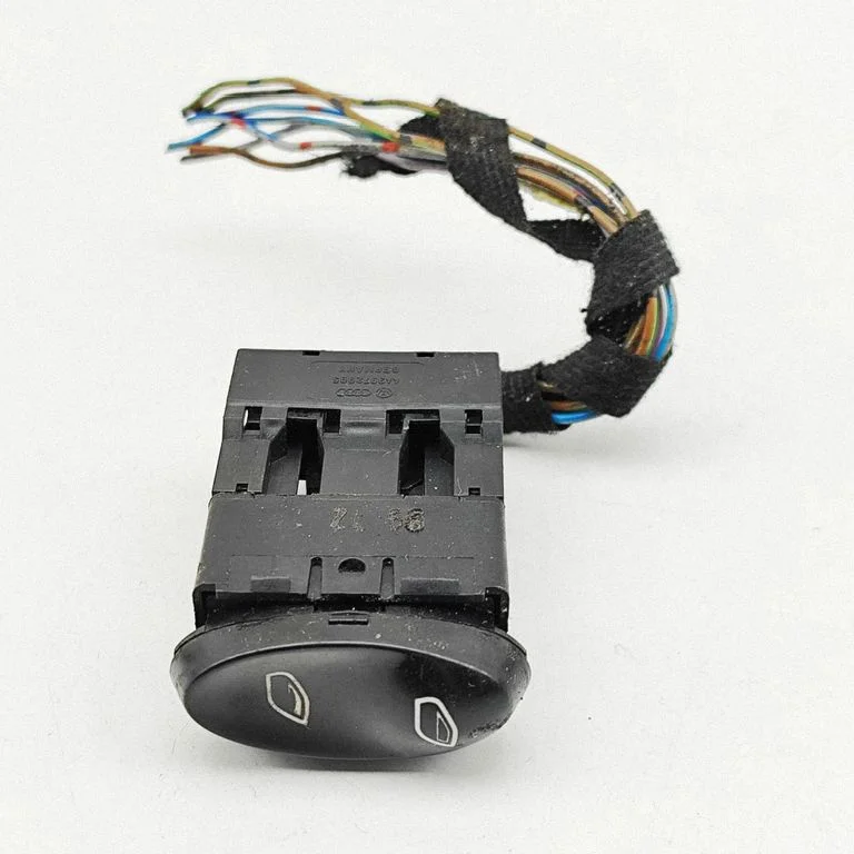 Elektrisko logu slēdzis 99661315100