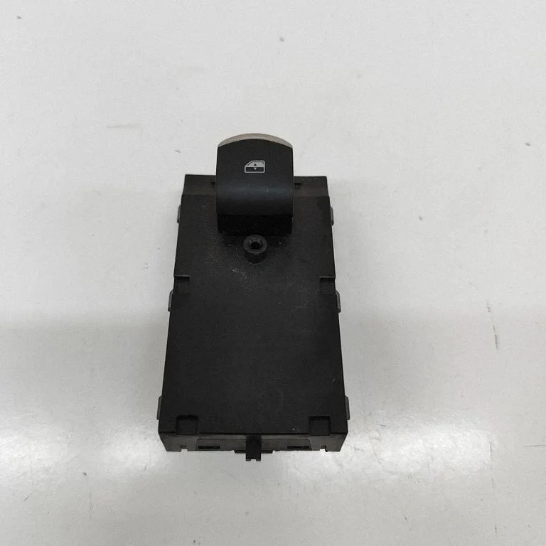 Elektrisko logu slēdzis 1561092280