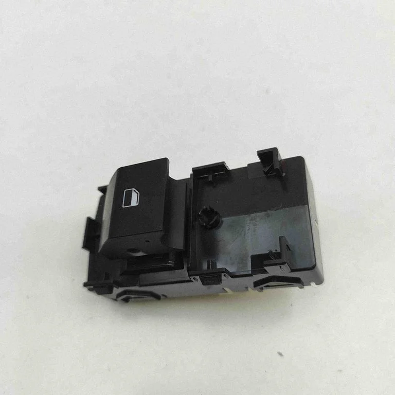 Elektrisko logu slēdzis 93581AT000