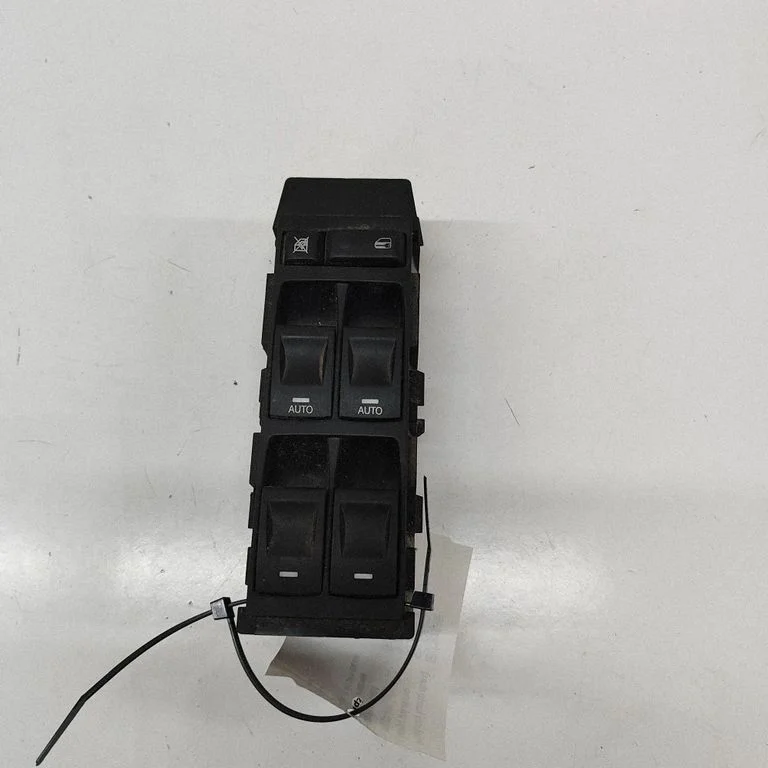 Elektrisko logu slēdzis 04602736AA