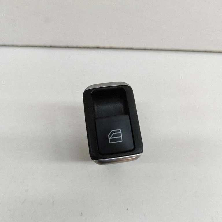 Elektrisko logu slēdzis A2049058102