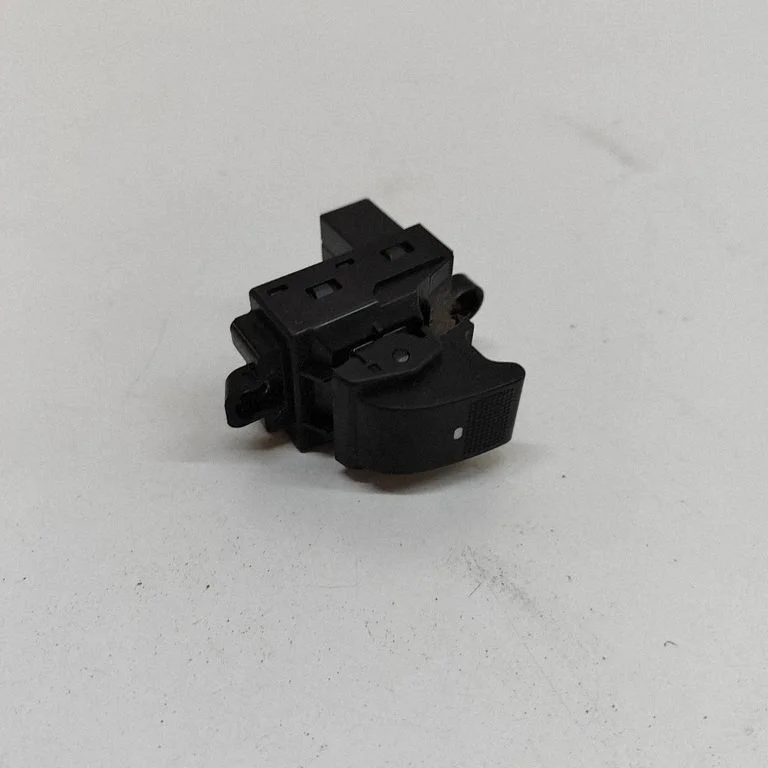 Electric window control switch – Ford Ranger (2012-2018)