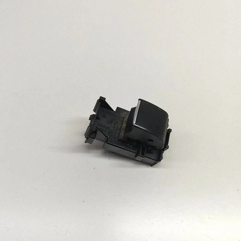 Elektrisko logu slēdzis – Toyota RAV 4 (XA50) (2018-)