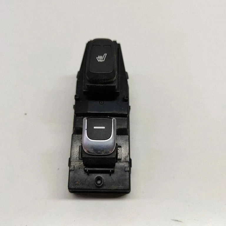 Przełącznik szyb elektrycznych 93590F1020