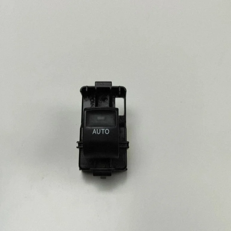 Elektrisko logu slēdzis 8481033120