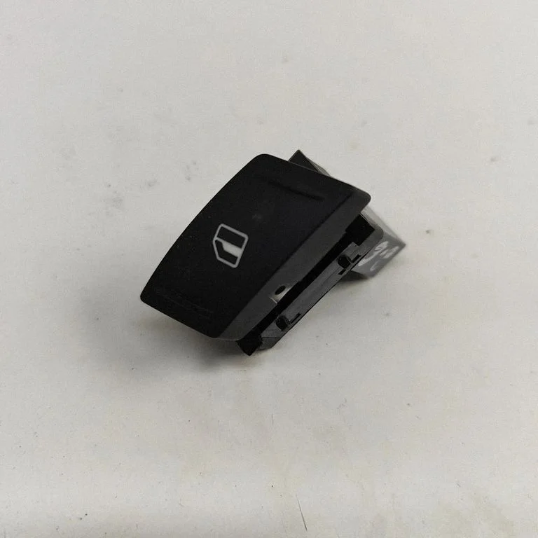 Elektrisko logu slēdzis 1Z0959855