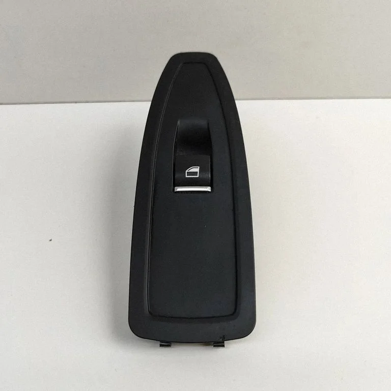 Elektrisko logu slēdzis 9208107