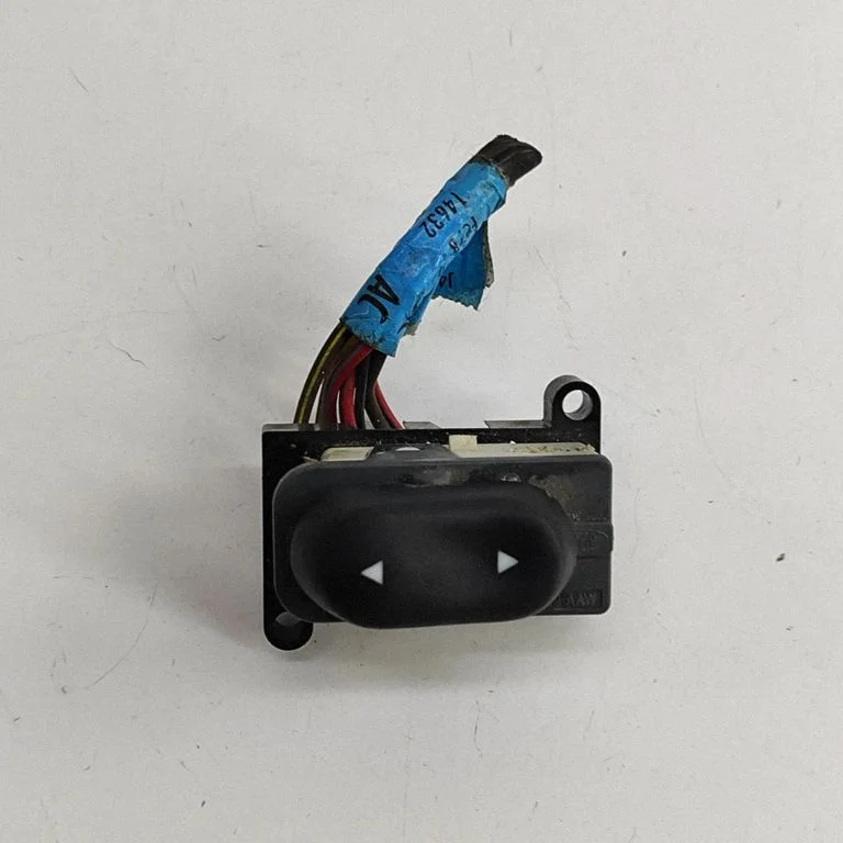 Elektrisko logu slēdzis F4SB14529AA