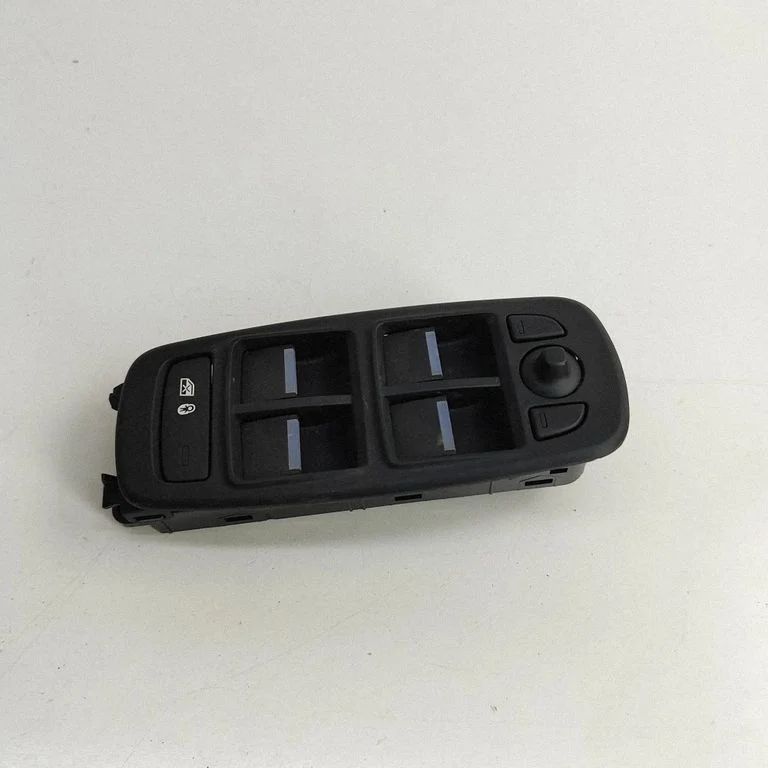 Electric window control switch – Jaguar XE (2015-)