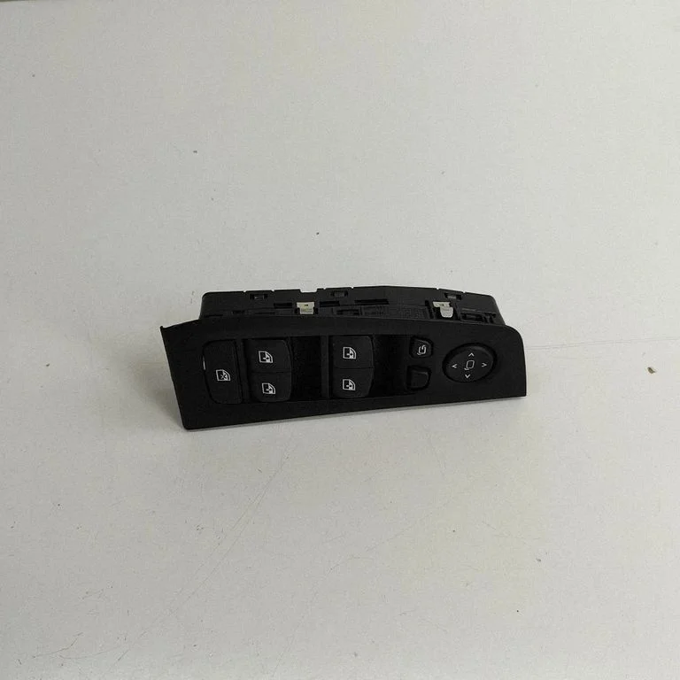 Electric window control switch 7948784