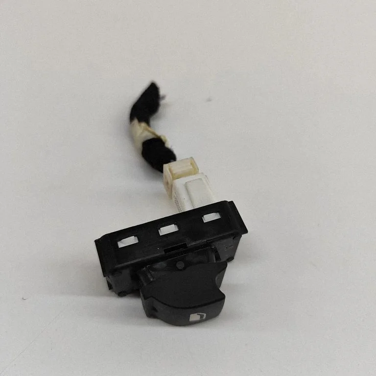 Przełącznik szyb elektrycznych 98044803ZD