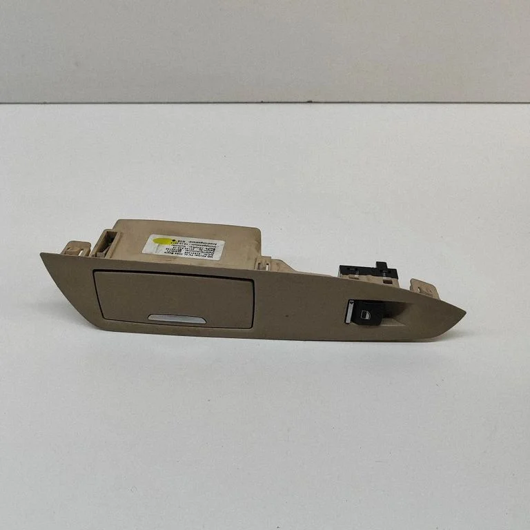 Elektrisko logu slēdzis 81831008