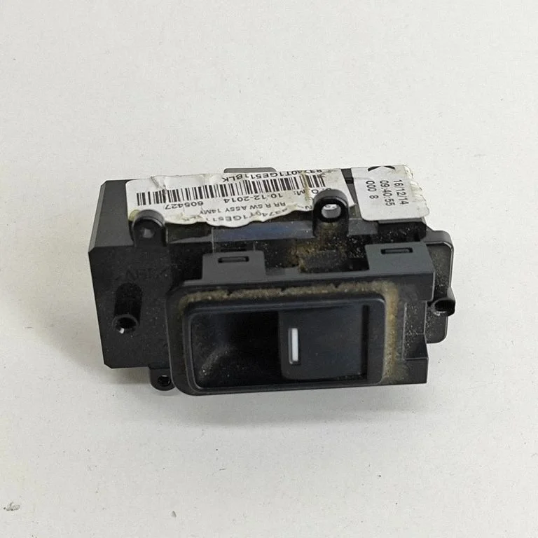 Electric window control switch – Honda CR-V (2013-2016)
