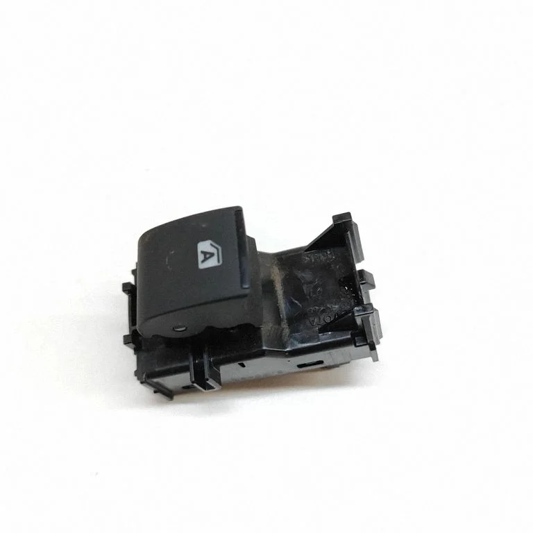Elektrisko logu slēdzis 848100K080